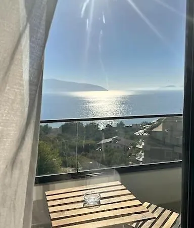 Bluhorizon * Vlorë